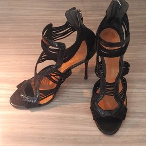 Size 8.5 Schultz leather strap pumps